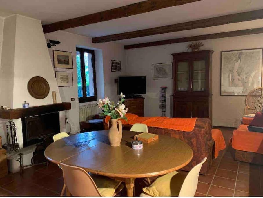 Villa Giardino Con Pontile Sul Lago D'Orta In Riva Орта-Сан-Джуліо Екстер'єр фото